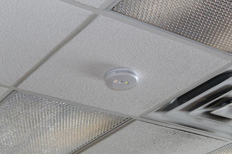 Low-dosage LED UVC disinfection device in ceiling tile