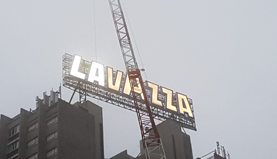 Lavazza LED vs Neon
